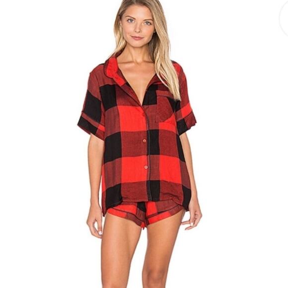 Revolve Plush Intimates Buffalo Plaid Pajama Set Shorts and Top Size Small - Picture 1 of 10